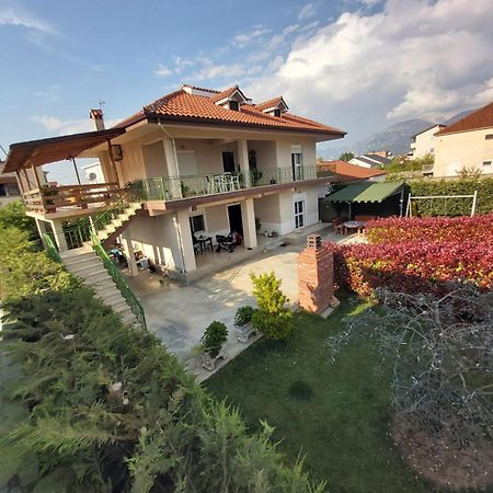 Villa Cerpja Kamez Exterior foto